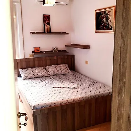 Mani Apartment Durrës Exterior foto