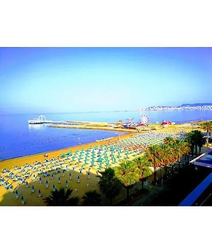 Mani Apartment Durrës Exterior foto